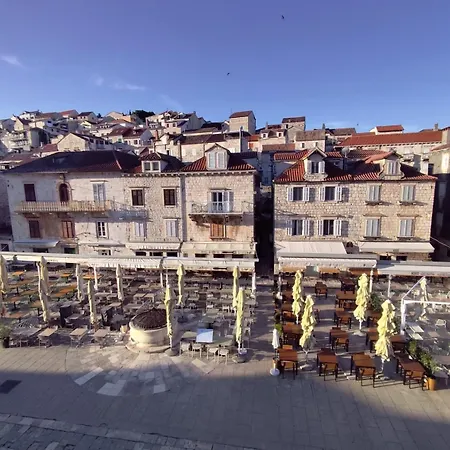 Kolbe Hvar Piazza アパート *