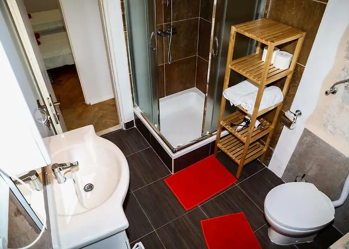 Kolbe Hvar Piazza * フヴァル