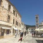 Kolbe Hvar Piazza * Hvar Town