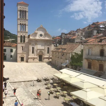 Kolbe Hvar Piazza Apartament