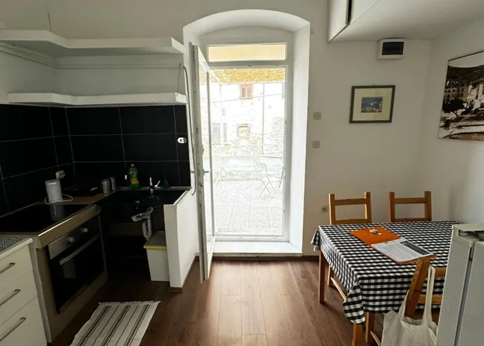 Kolbe Hvar Piazza Appartement *