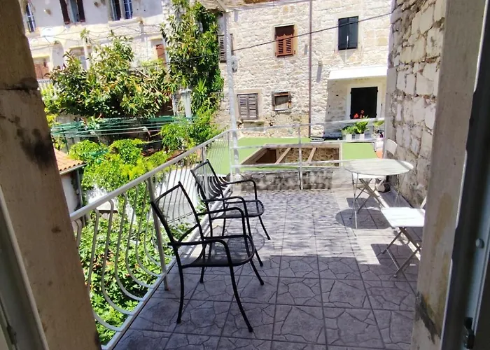 Kolbe Hvar Piazza * Hvar Town